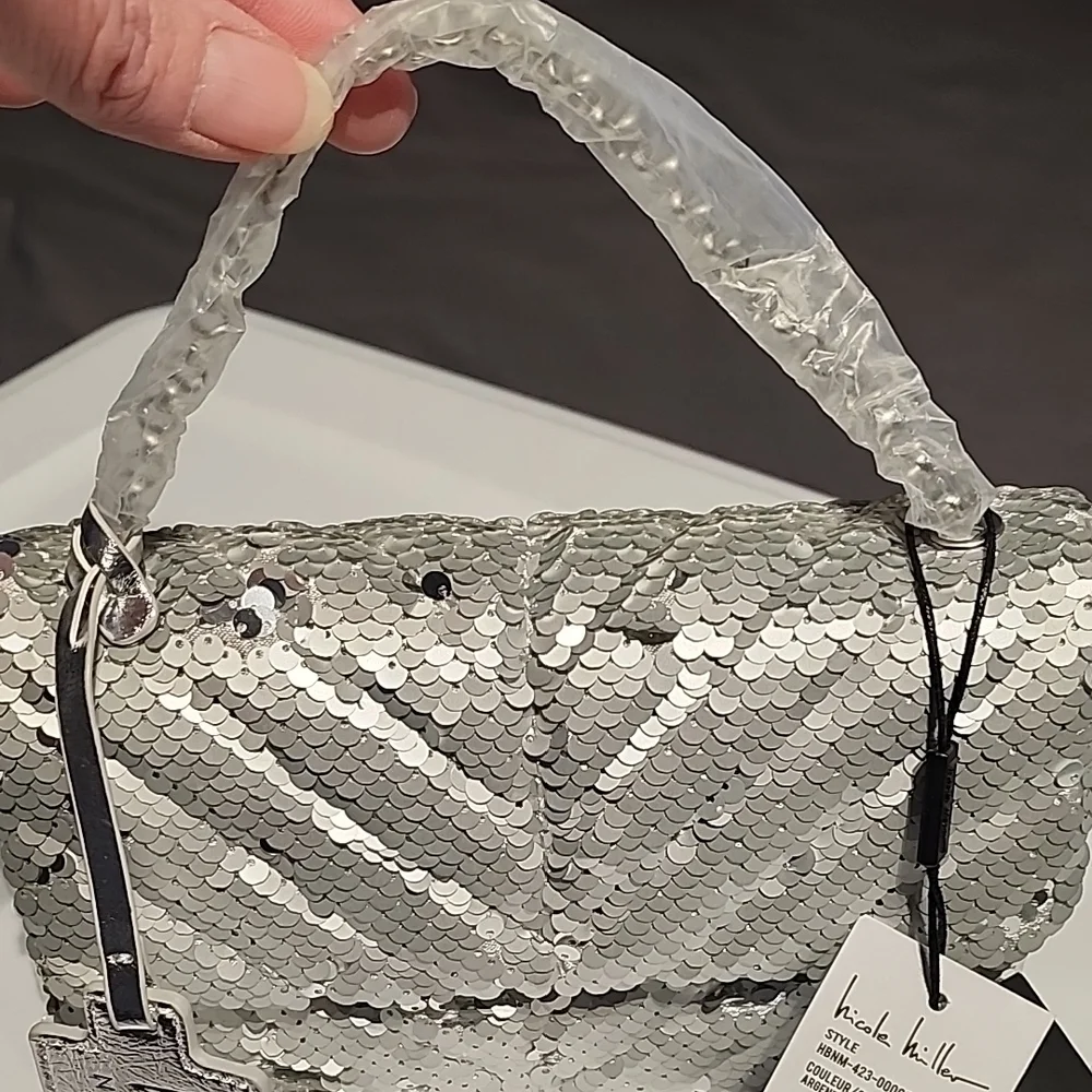 Nicole Miller Silver Glamorous Shoulder Bag